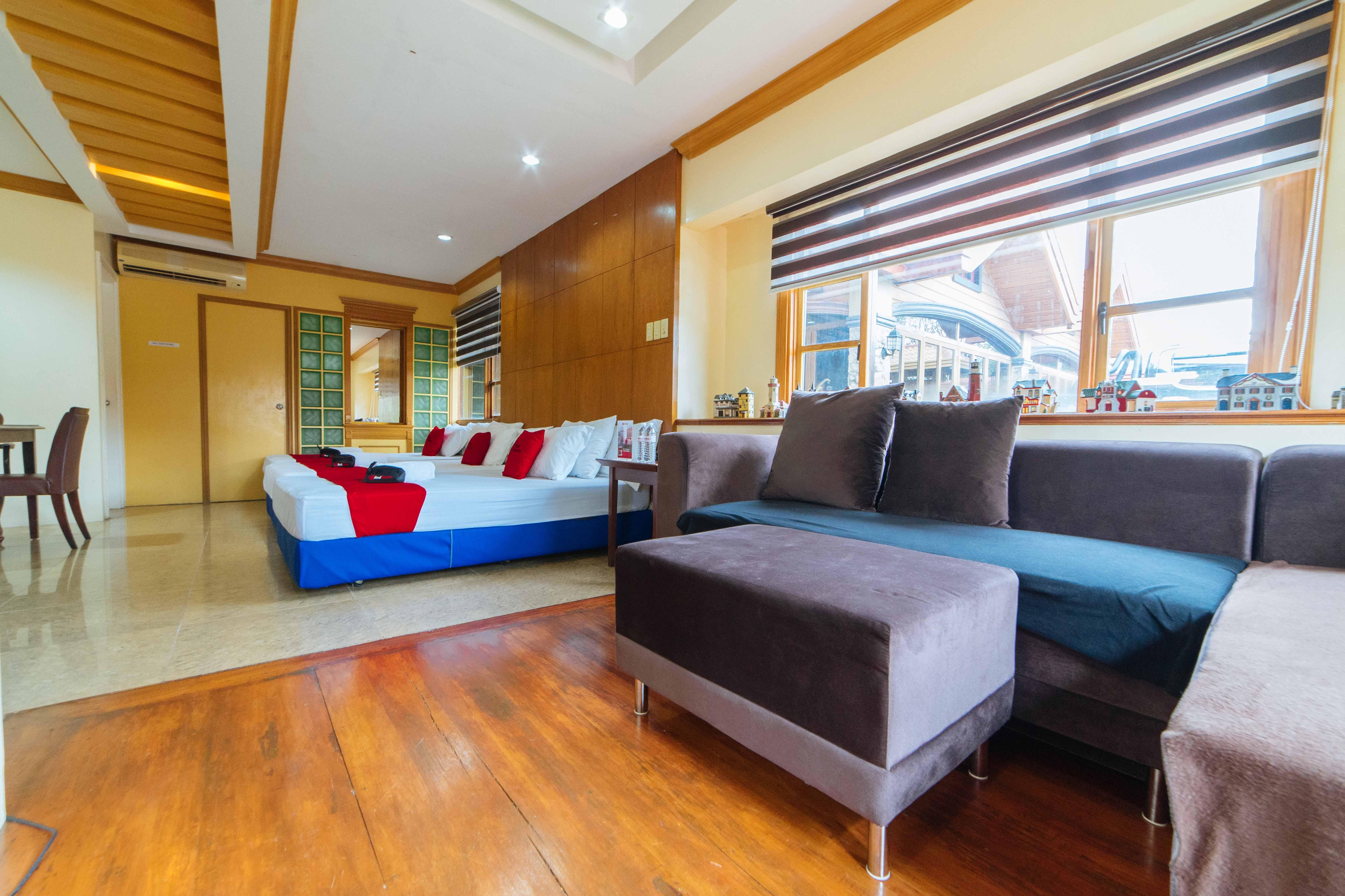 Reddoorz Plus @ Starhomes Olivianville Tarlac City Экстерьер фото