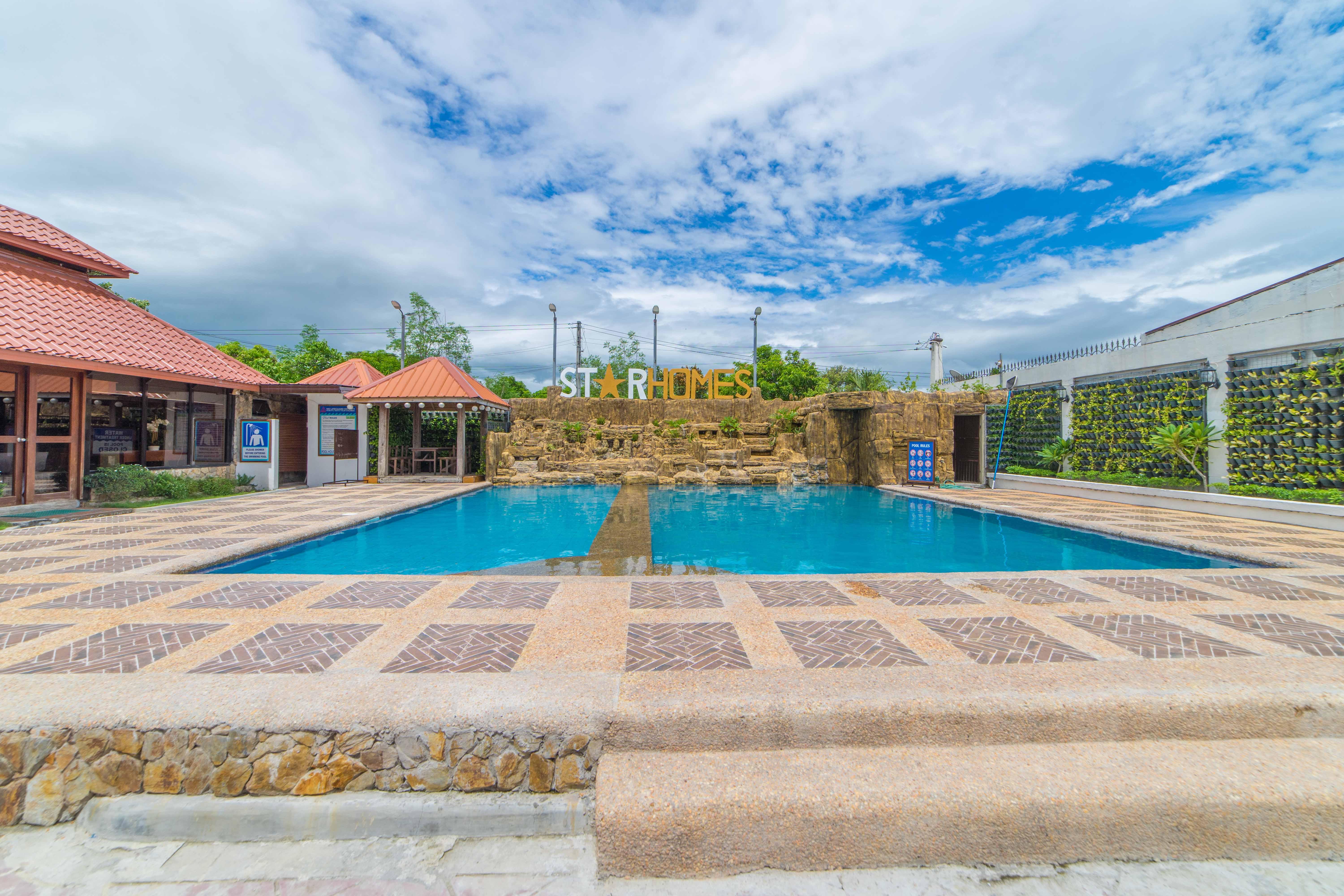 Reddoorz Plus @ Starhomes Olivianville Tarlac City Экстерьер фото