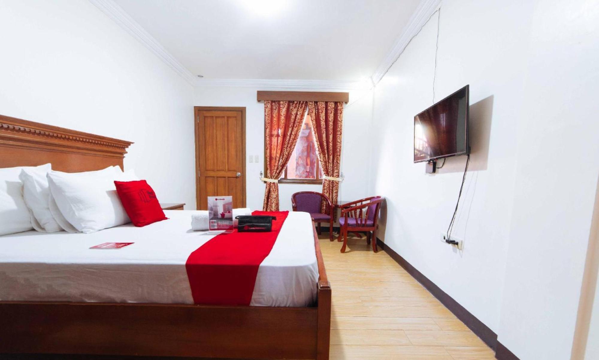 Reddoorz Plus @ Starhomes Olivianville Tarlac City Экстерьер фото