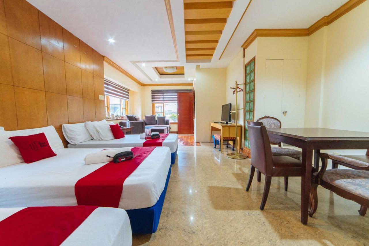 Reddoorz Plus @ Starhomes Olivianville Tarlac City Экстерьер фото