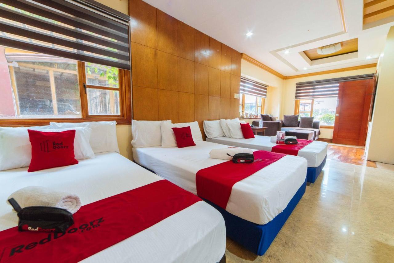 Reddoorz Plus @ Starhomes Olivianville Tarlac City Экстерьер фото