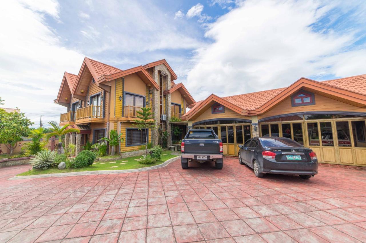 Reddoorz Plus @ Starhomes Olivianville Tarlac City Экстерьер фото