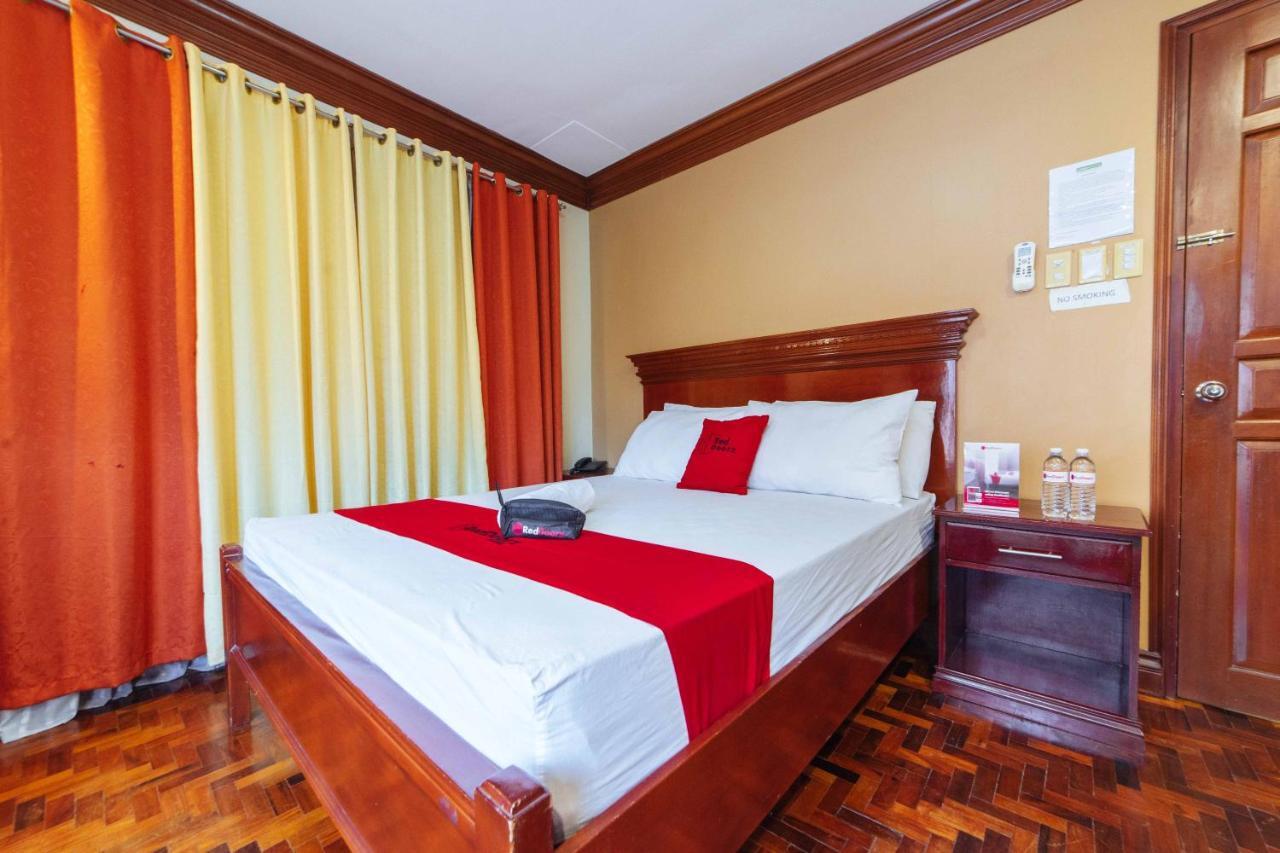Reddoorz Plus @ Starhomes Olivianville Tarlac City Экстерьер фото